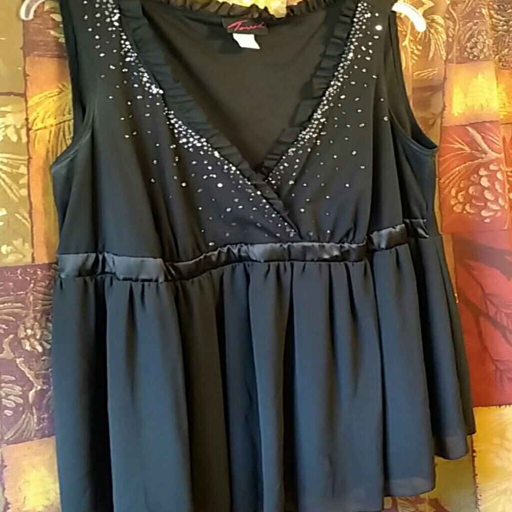 Black Silver-Spangled Ruffle Trim Sleeveless Top